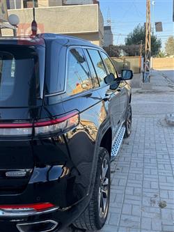 جيب جراند شيروكي